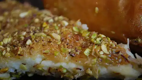 Knafeh with pistachio